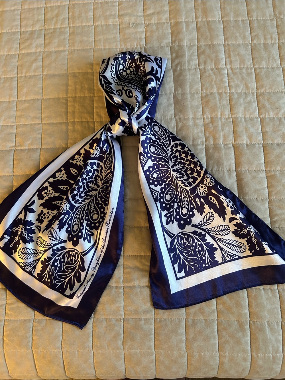 VTG DAR Silk-Feel Navy and White Paisley Scarf